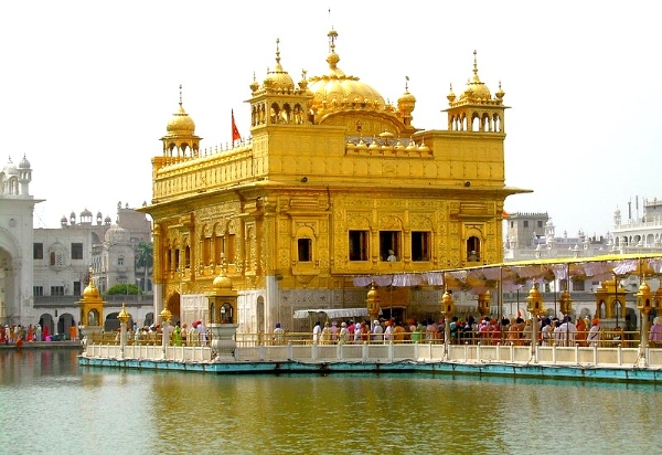 ghé thăm ngôi đền vàng nổi tiếng nhất thế giới