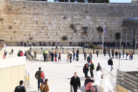 Bức tường than khóc, nơi linh thiêng của người Do thái