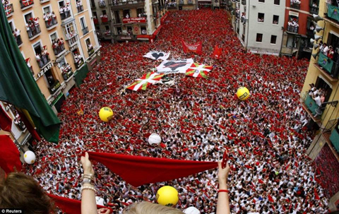 Tưng bừng lễ hội bò tót ở Tây Ban Nha năm nay