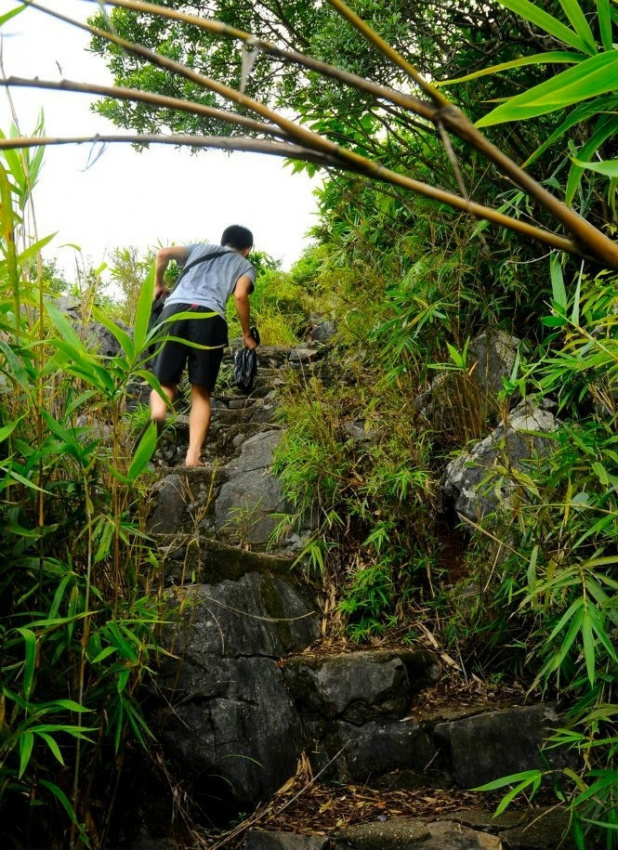 du lịch hạ long, du lịch núi bài thơ, du lịch quảng ninh, du lịch vịnh hạ long, khách sạn vịnh hạ long, khám phá quảng ninh, mytour.vn, núi bài thơ, núi bài thơ hạ long, vịnh hạ long, núi bài thơ – dấu tích thi nhân họa nước non trên vịnh hạ long