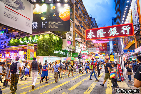 Du lịch cuối năm nên đi Đài Loan hay Hồng Kông?