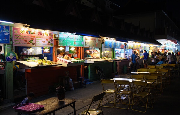 Độc đáo chợ đêm Chiang Rai