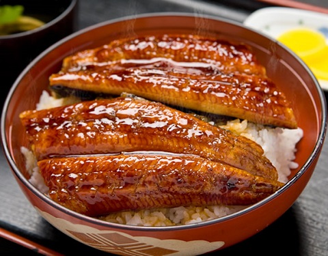 Vì sao người Nhật có riêng một ngày để ăn lươn?