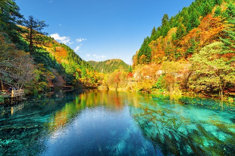 top 10 địa điểm du lịch mùa thu đẹp nhất thế giới