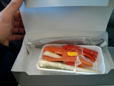 những bữa ăn trên máy bay khiến hành khách thở dài ngao ngán