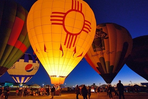 tròn mắt ngắm lễ hội khinh khí cầu lớn nhất thế giới ở albuquerque