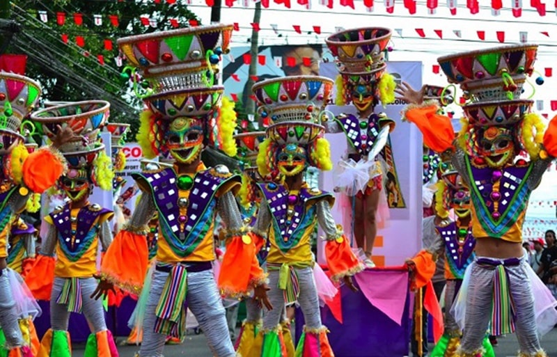lễ hội masskara - lễ hội nụ cười vui vẻ nhất châu á
