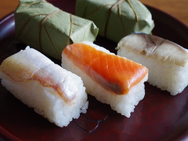 bạn thường nhầm tưởng sushi với kimbap, vậy sự thật là gì?