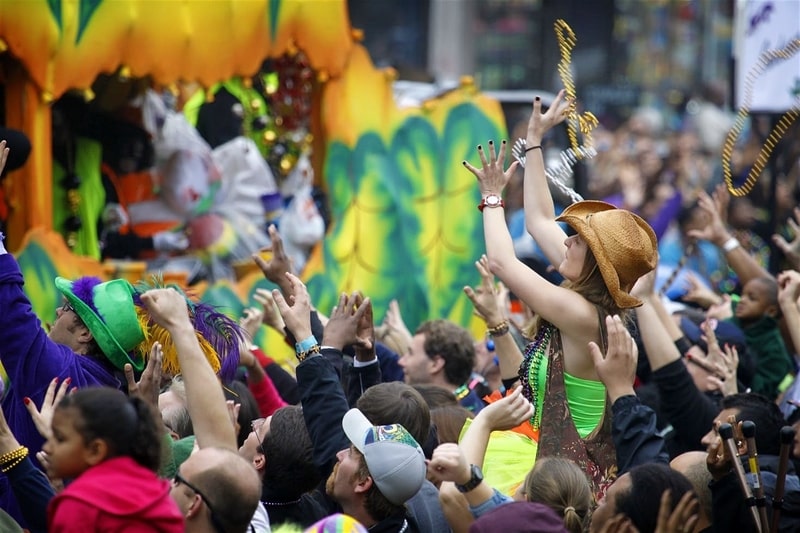 Du lịch Mỹ: Khám phá ngày hội đầy sắc màu tại New Orleans