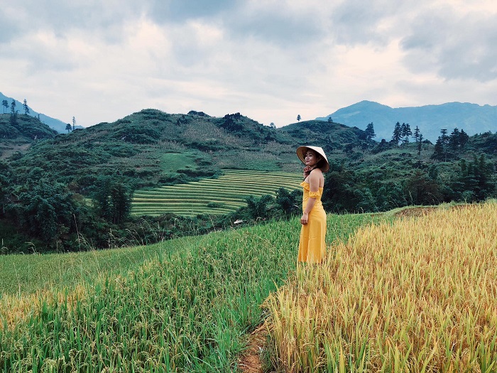 Dắt tay nhau lên Sapa những ngày tháng 8 ngắm thành phố trong sương mù