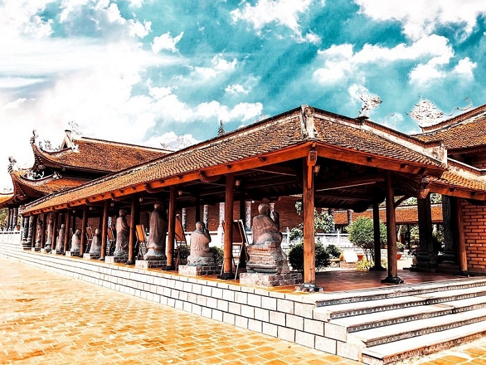 du lịch đà lạt, ghé thăm thiền viện trúc lâm đà lạt – một trong ba thiền viện lớn nhất việt nam