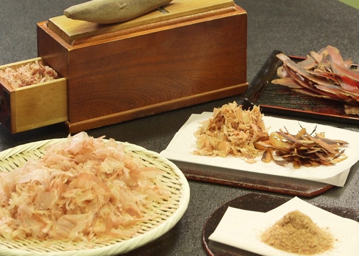 Cá ngừ bào sợi Nhật Bản - Cứng như khúc gỗ nhưng hương vị tuyệt vời