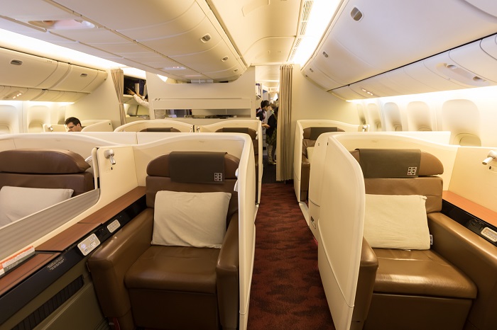 amazon, những chuyến bay đắt nhất hành tinh chỉ dành cho giới siêu giàu: quản gia riêng, giường 5 sao và champagne tuyệt hảo