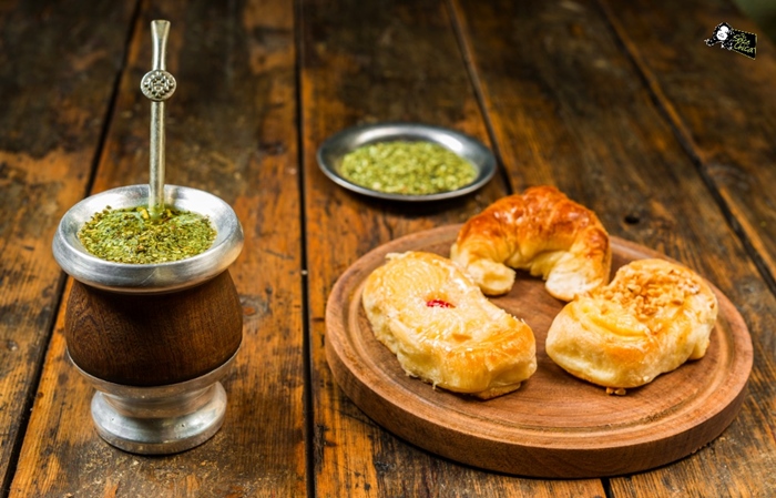 muôn kiểu thưởng trà trên thế giới – từ matcha nhật bản nổi tiếng đến trà maté độc đáo của argentina