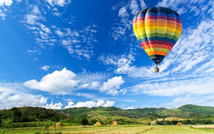 chán mặt đất hãy đến 7 địa điểm trải nghiệm khinh khí cầu lãng mạn nhất thế giới này