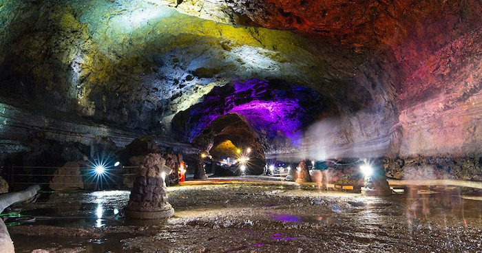 du hành về cổ đại với 4 hang động dung nham tuyệt đẹp trên thế giới