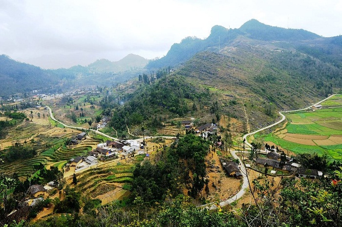 Tổng hợp những con đường đẹp ở Việt Nam