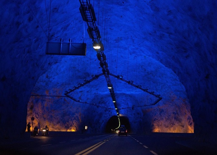 thăm dò các đường hầm nổi tiếng thế giới có kiến trúc độc nhất