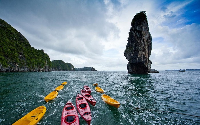 sông  nho quế, hà giang và những địa điểm chèo thuyền kayak đẹp nhất việt nam cho bạn khám phá