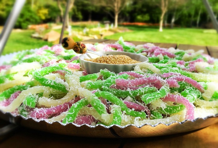 say lòng với 7 món bánh miền tây xanh màu lá dứa siêu hấp dẫn