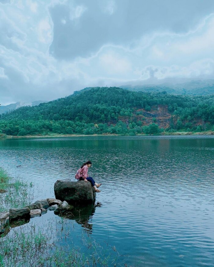 khám phá những hồ nước ở miền trung nổi tiếng thơ mộng - điểm ‘trú chân’ thanh bình, an yên
