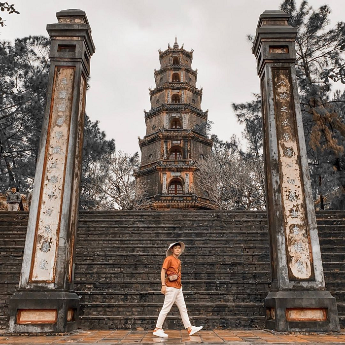 top 4 ngôi chùa nổi tiếng ở việt nam được nhiều du khách tìm đến để hành hương