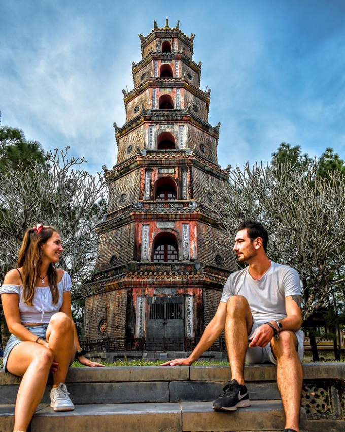 top 4 ngôi chùa nổi tiếng ở việt nam được nhiều du khách tìm đến để hành hương
