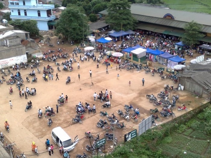 cao nguyên đồng văn, chợ tình đồng văn, du lịch hà giang, du lịch tây bắc, chợ tình đồng văn – nét văn hóa vùng cao bình liêu