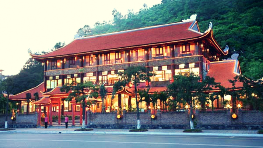 Top 5 nhà hàng hải sản ở Hạ Long nổi tiếng view đẹp, đồ ăn ngon