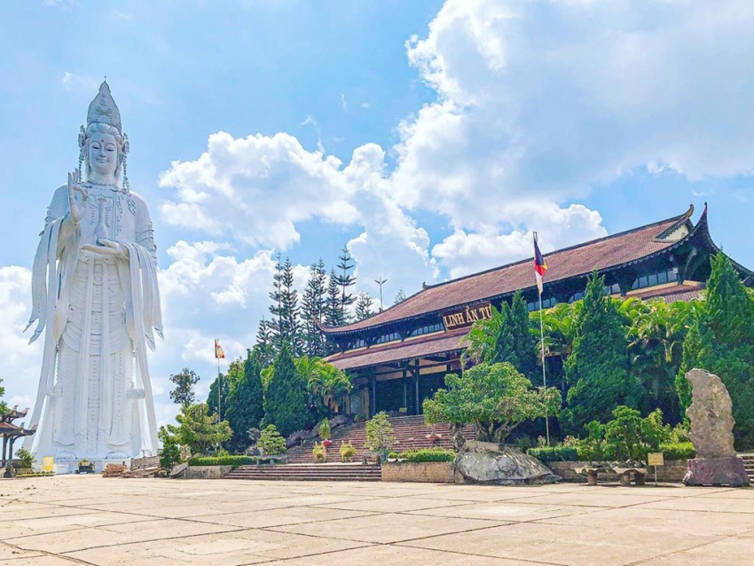Top 3 ngôi chùa linh thiêng, đẹp an yên ở Đà Lạt