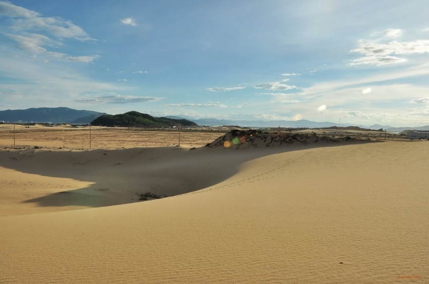 Bức tranh cát khổng lồ đầy mê hoặc của đồi cát Phương Mai - Bình Định