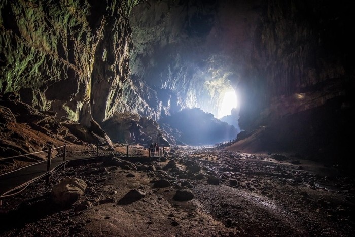 khám phá vẻ đẹp kỳ vĩ của top 3 hang động lớn nhất thế giới