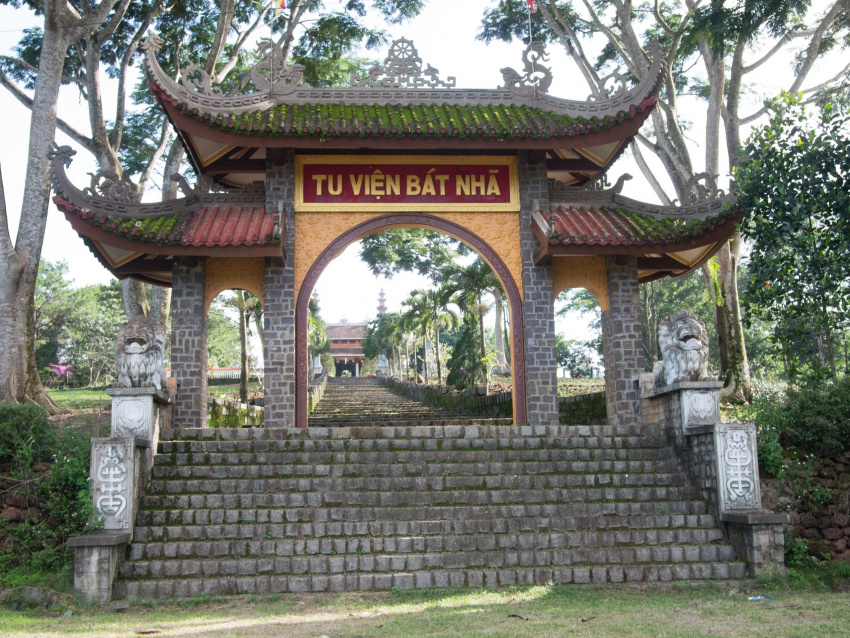 Thiền viện Bát Nhã – Địa điểm tâm linh nổi tiếng