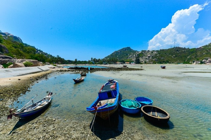 cảnh đẹp khánh hòa, du lịch khánh hòa, khám phá khánh hòa, kinh nghiệm du lịch cam ranh, một ngày làm robinson trên đảo hoang ở cam ranh