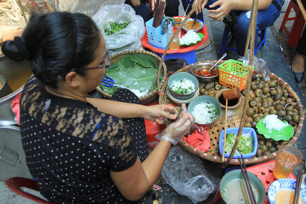 {}, 10 quán bún riêu, bún ốc nghe đã thấy ngon sau những ngày “ngất ngây” vì ăn tết