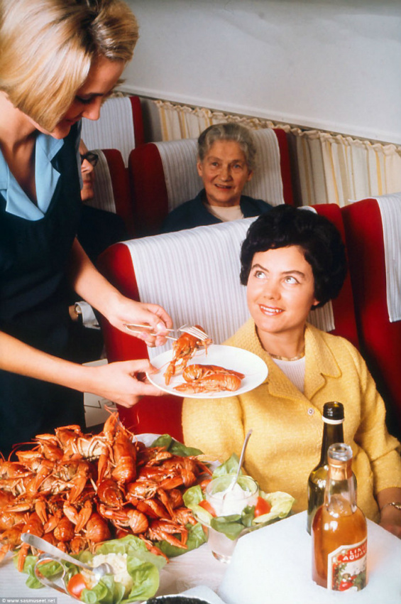 ẩm thực thế giới, hành trang du lịch, thế giới đó đây, bữa ăn xa hoa trên khoang máy bay hạng nhất 70 năm trước