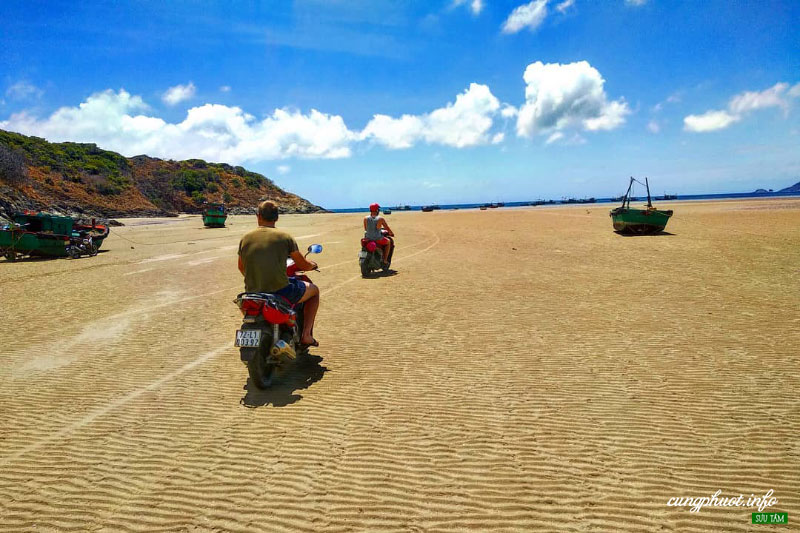 Thuê xe máy ở Côn Đảo