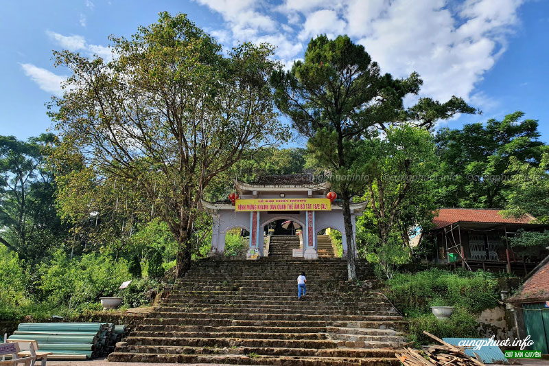 vẻ đẹp của chùa hương tích vùng đất hoan châu