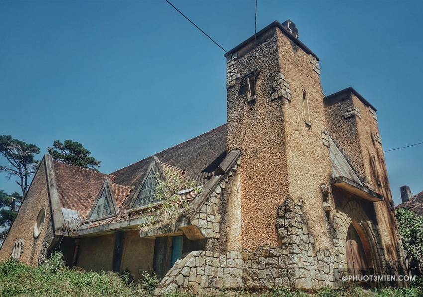 đà lạt, tây nguyên, nhà nguyện dòng franciscaines kiến trúc pháp đã bỏ hoang 50 năm ở đà lạt