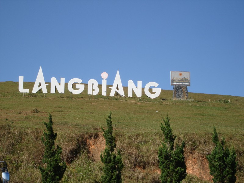 Khám phá Langbiang – nóc nhà của thành phố ngàn hoa