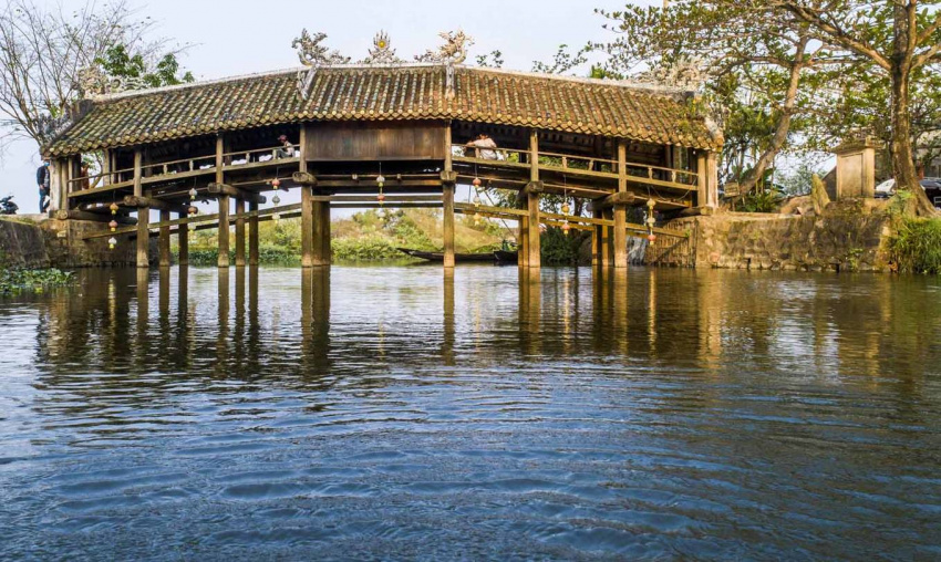 cầu ngói thanh toàn, cây cầu hơn 240 năm tuổi ở huế