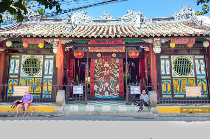 Xin xăm đầu năm tại chùa Nam Tôn Hội An
