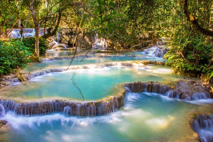 Kuang Si - hồ nước xanh như ngọc và ngọn thác trăm tầng giữa núi rừng