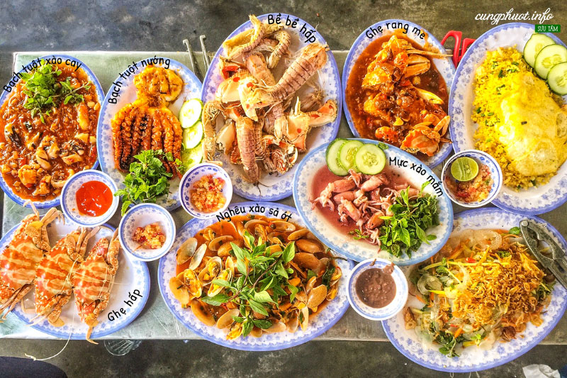 Delicious seafood dishes in Da Nang - ALONGWALKER