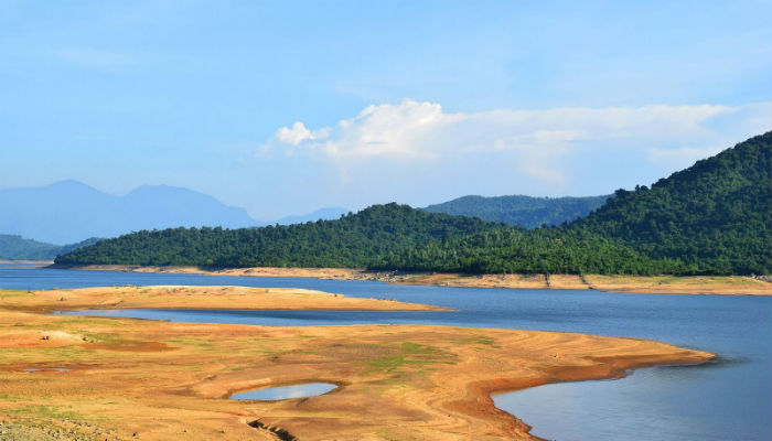 Ngẩn ngơ trước vẻ đẹp tựa tranh vẽ của hồ Phú Ninh xứ Quảng