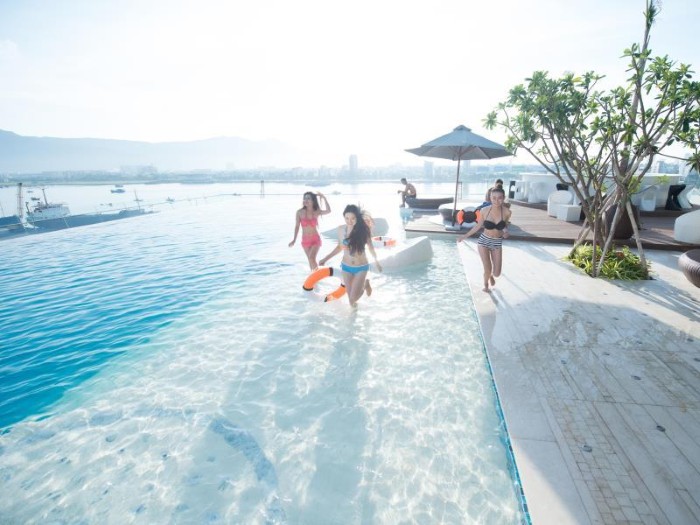 Mê đắm những hồ bơi khách sạn có view biển tuyệt đẹp tại Việt Nam