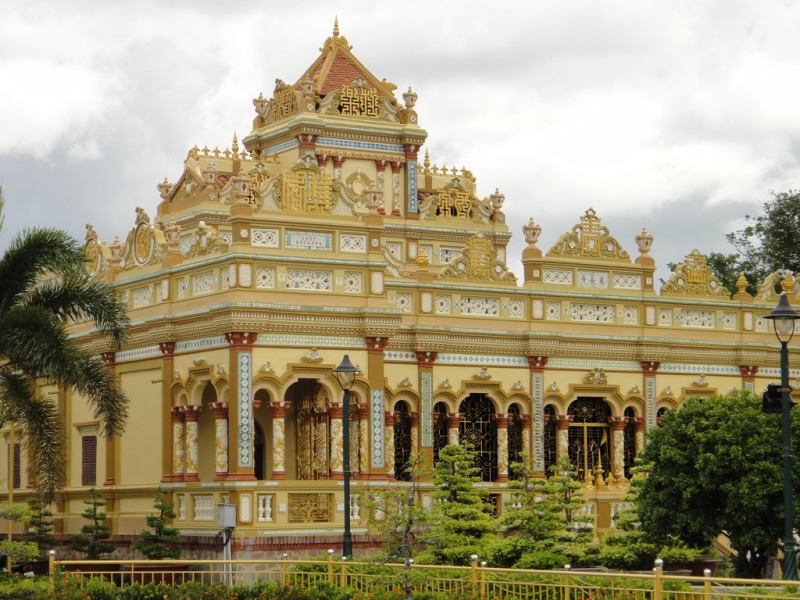 Khám phá ngôi chùa thờ Phật lớn nhất Tiền Giang: Chùa Vĩnh Tràng