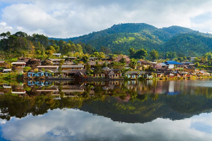 Du lịch Thái Lan ghé thăm qua 3 ngôi làng đẹp như truyện cổ tích