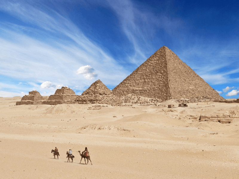 {}, đến mỹ, nhớ ghé thăm … kim tự tháp