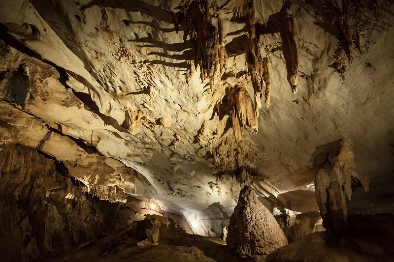 6 hang động kỳ ảo ở Đông Nam Á